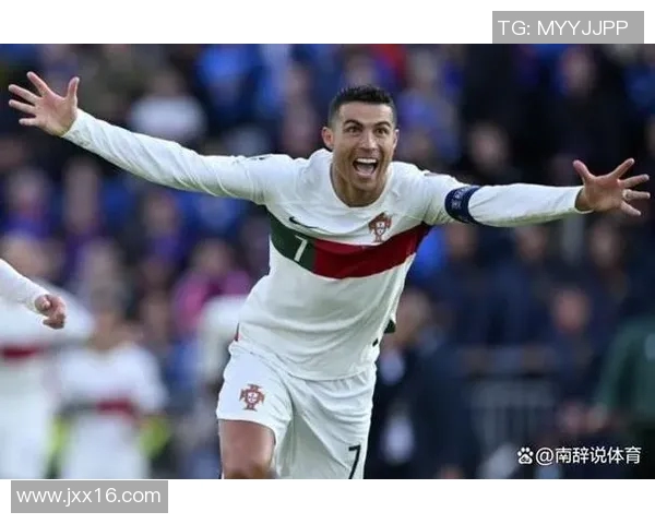 足球明星同款时尚潮流大揭秘让你轻松穿出球星风范